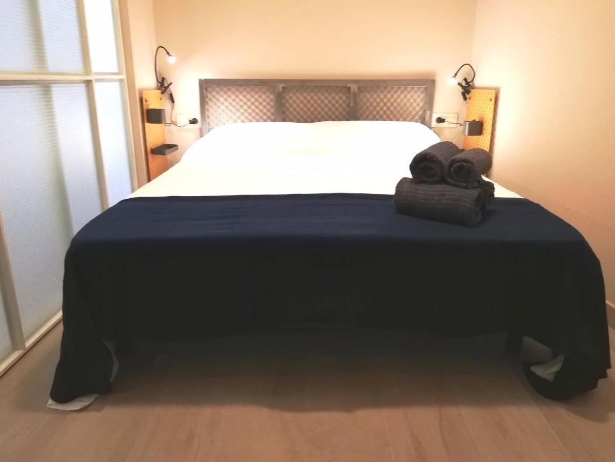 Mazi Apartments Chic Badalona Buitenkant foto