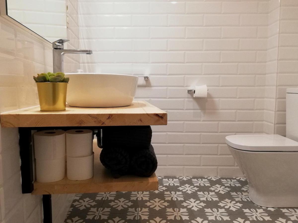 Mazi Apartments Chic Badalona Buitenkant foto