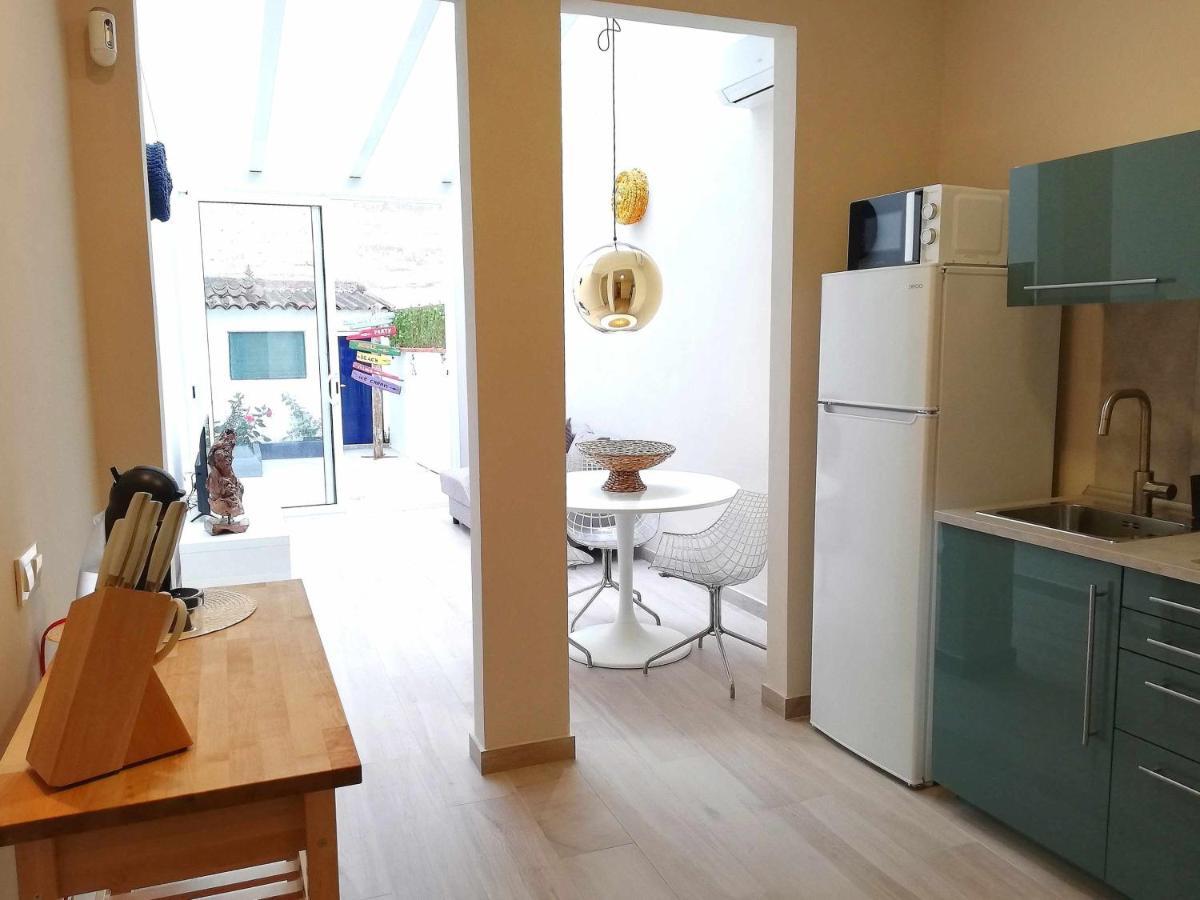 Mazi Apartments Chic Badalona Buitenkant foto