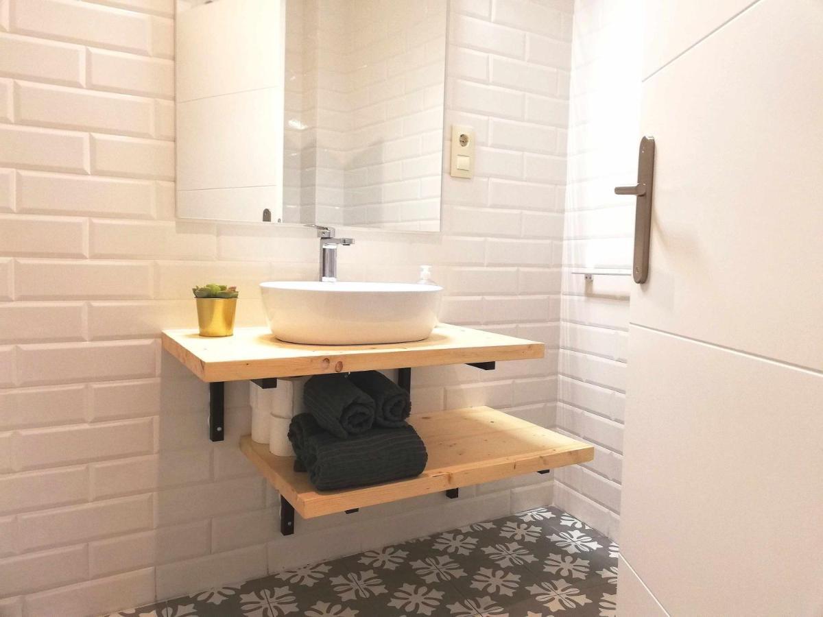 Mazi Apartments Chic Badalona Buitenkant foto