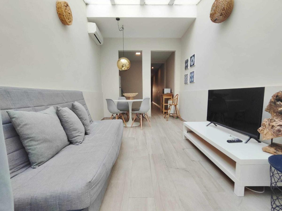 Mazi Apartments Chic Badalona Buitenkant foto
