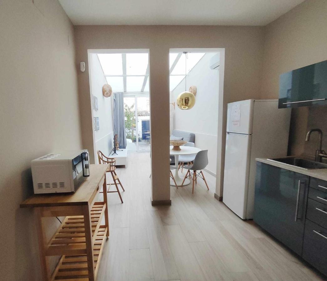 Mazi Apartments Chic Badalona Buitenkant foto
